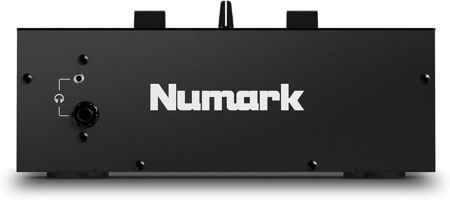 Numark Scratch - Zweikanal DJ Scratch Mixer mit Serato DJ Pro, Innofader Crossfader, DVS-Lizenz, 6 Direktzugriffseffektwählern und Performance Pads