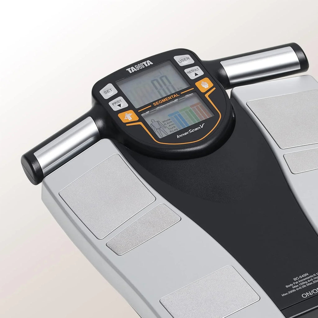 TANITA BC-545N Segment-Körperzusammensetzungswaage On Screen Messwerte pro Körperteil 10 Messungen Silber | 1er pack